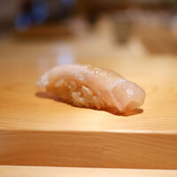 鮨 さかい - 「白甘鯛」2キロを超える白皮の1週間熟成 2018年6月