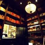 TOKYO Whisky Library - 