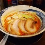 徳 - 担々麺チャーシュートッピング