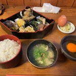 家庭料理 和來 - 日替わり定食 800円