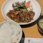 社 - 生姜焼き定食　700円