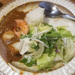 キッチン ブルー グローブ - ルーが残りそう！、サラダを乗せます