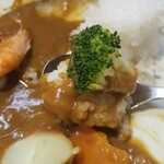 キッチン ブルー グローブ - ブロッコリーも乗せて