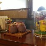 キッチン ブルー グローブ - レジ横のオブジェ