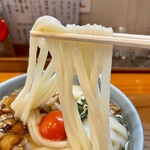 手打ちうどん 上を向いて - 