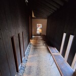 そば処 藤村 - 入っら洒落た廊下