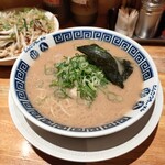 御天 - ラーメン　バードアイアングル