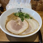 Tonkotsu Shouyu Ramen Nakashou - ラーメン(大盛 1.5玉)♪