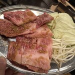 焼肉 東山食堂 - 和牛カルビ　2100円