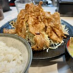 まるやま食堂 - ロース生姜焼き定食(1600円)