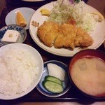 とんかつ笹 - とんかつ定食 \1,000