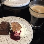 鉄板焼き Italian Dining Bar HOMURA - ドルチェ、コーヒー