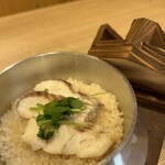 鲷鱼釜饭