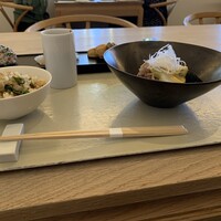 エヴァム・エヴァ・ヤマナシ・アジ - 