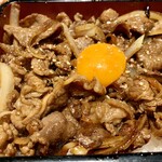 焼肉とWINE TORAYOSHI - カルビもご飯もボリュームあり！