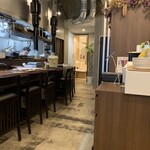 Yakiniku To Wine Torayoshi - 店内