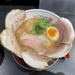 らぁ～めん京 - ちゃあしゅうめん 930円