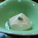 大納言本家 - お通し（創作豆腐 ）