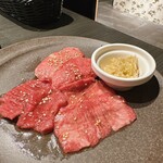 Yakiniku Ushiyama - 