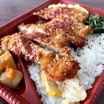 楽丸屋弁当 - ＊とんかつ弁当（¥480）