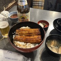 菊屋 - 国産鰻丼　注文から5分足らずで着丼 （；゜０゜）ｴﾂ?