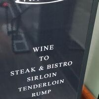 神戸牛ステーキ&カフェ ノーブルウルス 三宮店 - 