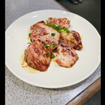 炭火焼肉ホルモン まる味 - ゲタカルビ　かなり、脂が多すぎてしまって　　byまみこまみこ