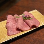 黒毛和牛焼肉 虎斑 - 