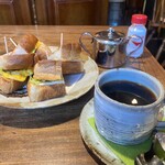 Book Cafe Godou - 