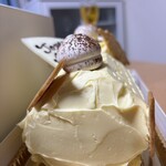 エシレ・メゾン デュ ブール - クリスマス　ブッシュドノエル