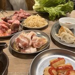 和牛焼肉食べ放題 武田 - 