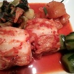 游玄亭 - キムチ盛り合わせ