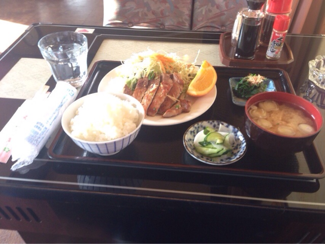 つきじ name=
