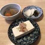 三福 - 小物もついていますよ。