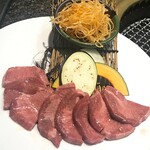 焼肉 三千里 - 上タン塩