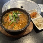 韓国料理スンチャン - ユッケジャンクッパ