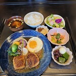 ハンバーグと伊賀牛丼の五右衛門 - 