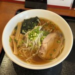 台湾料理 王府 - ラーメン（醤油） 