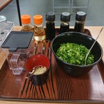 大庄屋製麺 - 薬味コーナー