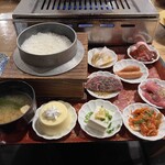 Okome To Yakiniku Niku No Yoichi - 月替り焼肉御膳