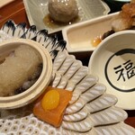 銀座 しのはら - 福の文字が蓋の裏に　本体底のものもあります