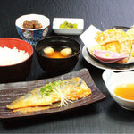 Joifuru Ginrei - さば味噌煮と海老天定食