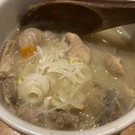 もつやき優貴 - もつ煮込み（味噌）※2つに分けて出してくれたもの