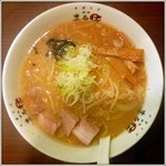 まるは BEYOND - 背脂みそ大盛