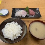 多け乃 - お一人様用　刺盛定食(ヒラメ、イシダイ、マグロ)