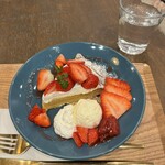 いちごや cafe TANNAL - 