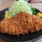 とんかつ専門店 とんくん - ロースかつ定食