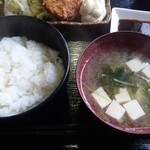 みちくさ - ご飯は少な目かな？大盛オススメ