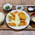 Kirakuya Shokudou - 海老フライ定食