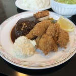 Tedukuri Youshoku No Mise Parante - ハンバーグとカキフライ定食